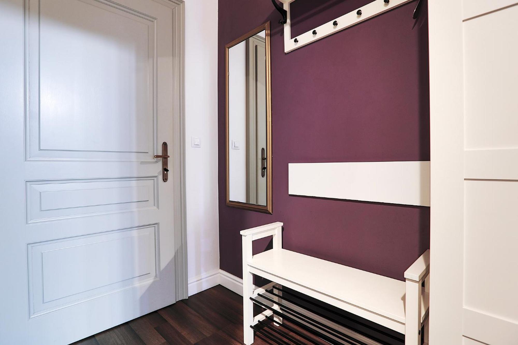 Two-bedroom Haven In The Old Town Apartmán